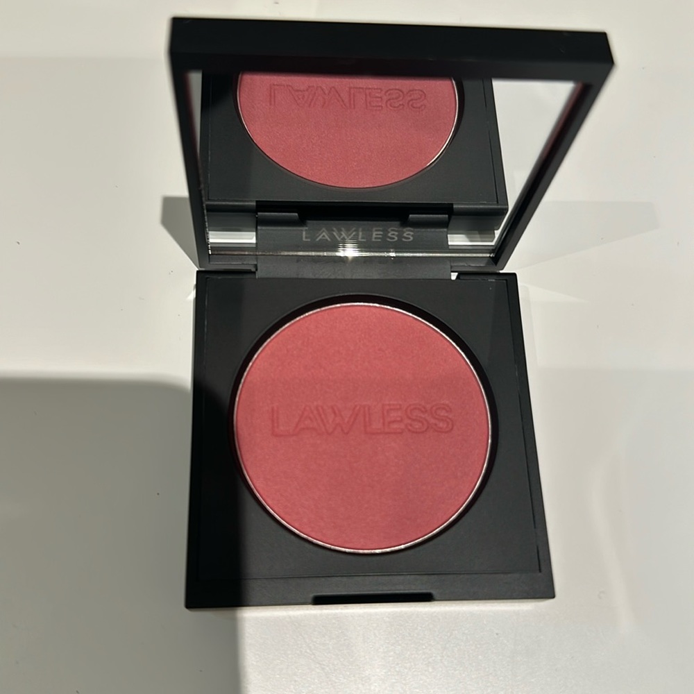 Lawless Indian summer blush
